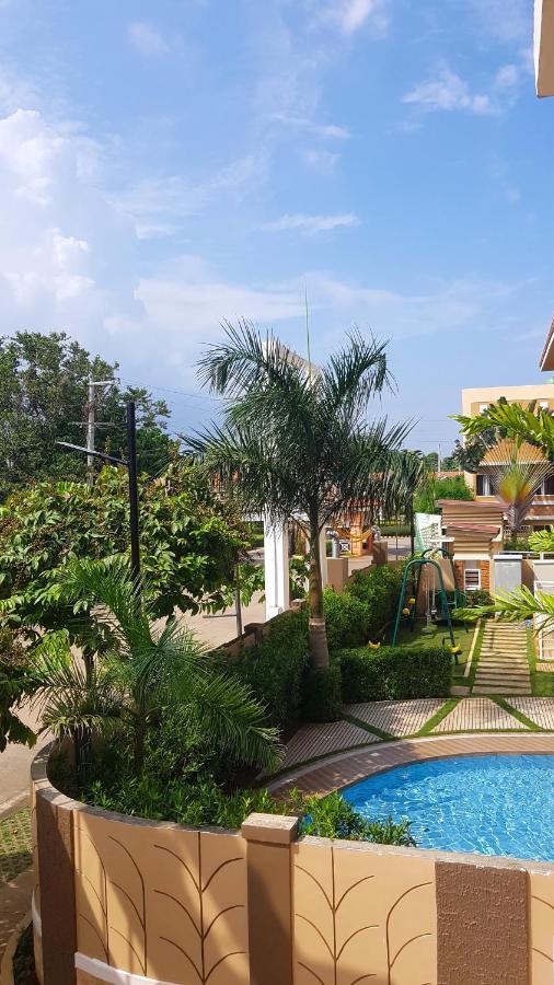 2 Bedroom And Studio Apartments With Private Pool And Gym In Vista Manors Verdant Puerto Princesa Exteriér fotografie