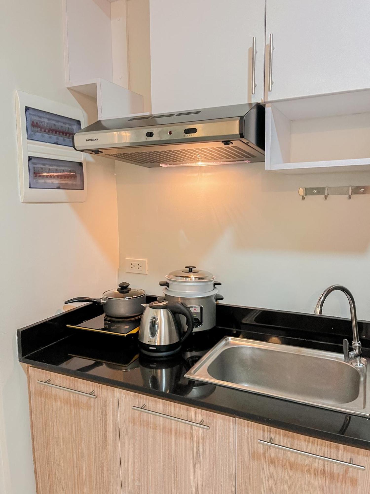 2 Bedroom And Studio Apartments With Private Pool And Gym In Vista Manors Verdant Puerto Princesa Exteriér fotografie