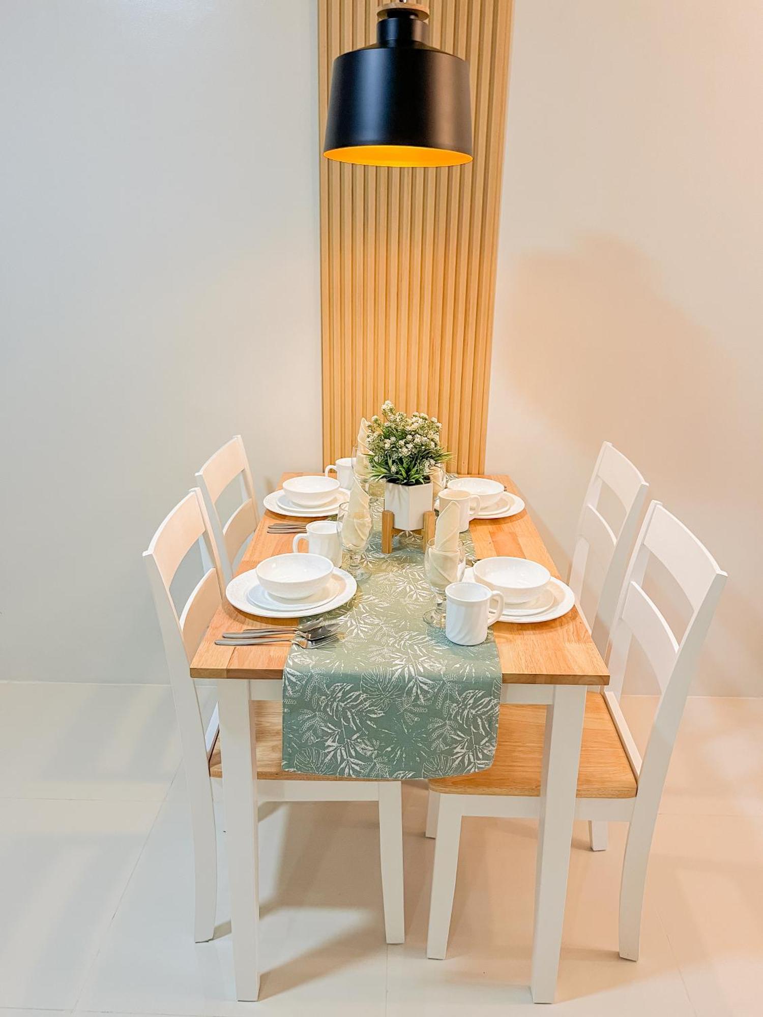 2 Bedroom And Studio Apartments With Private Pool And Gym In Vista Manors Verdant Puerto Princesa Exteriér fotografie