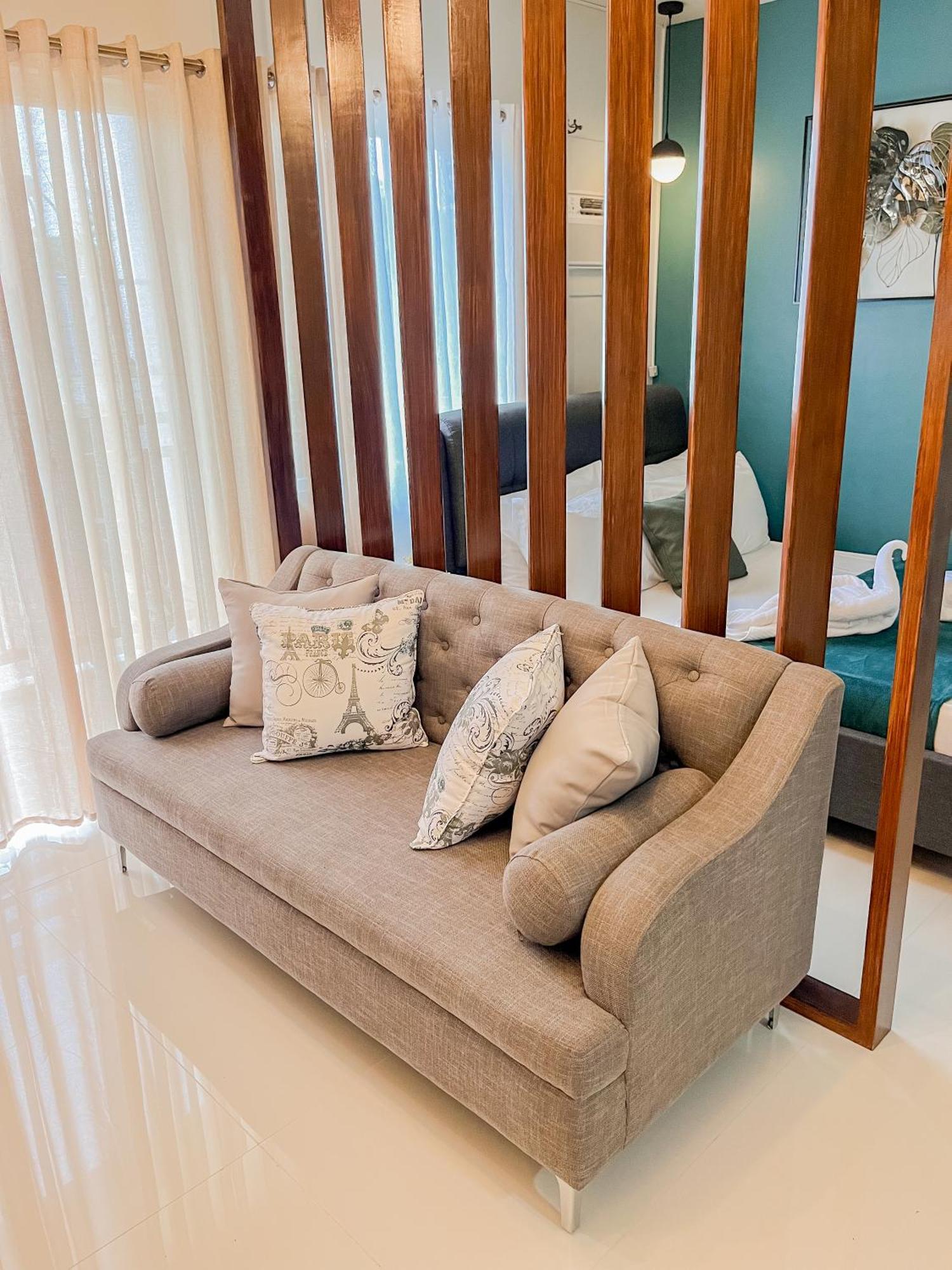 2 Bedroom And Studio Apartments With Private Pool And Gym In Vista Manors Verdant Puerto Princesa Exteriér fotografie
