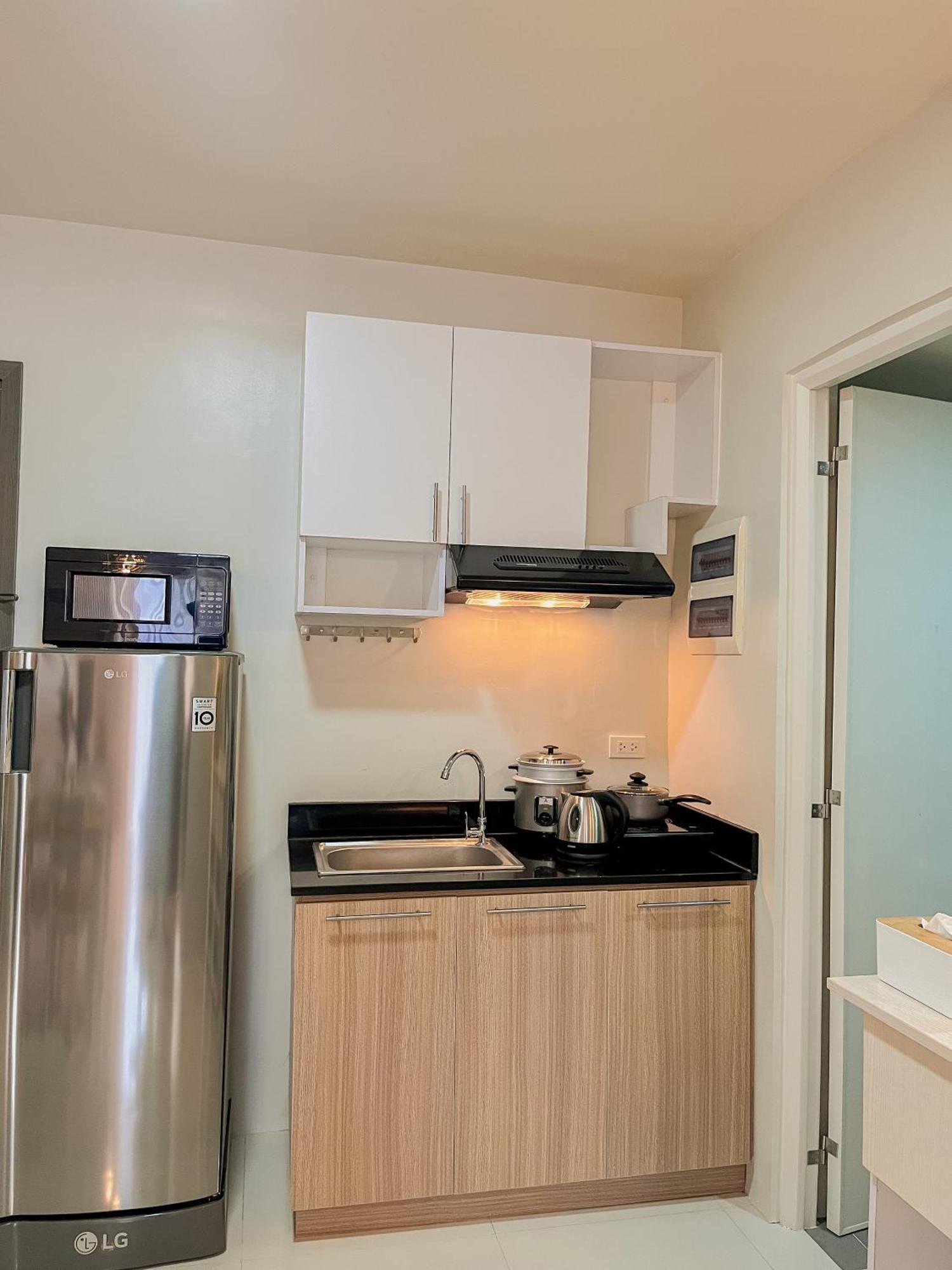 2 Bedroom And Studio Apartments With Private Pool And Gym In Vista Manors Verdant Puerto Princesa Exteriér fotografie
