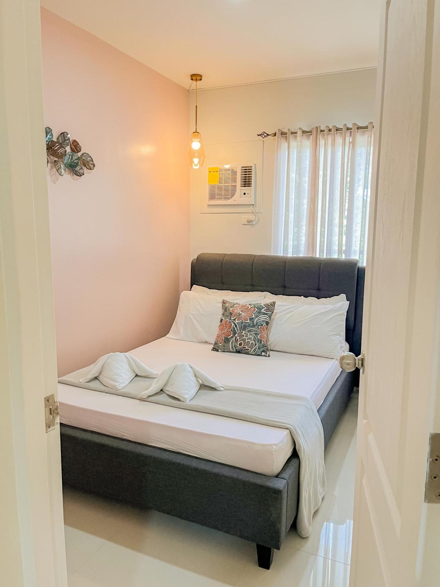 2 Bedroom And Studio Apartments With Private Pool And Gym In Vista Manors Verdant Puerto Princesa Exteriér fotografie
