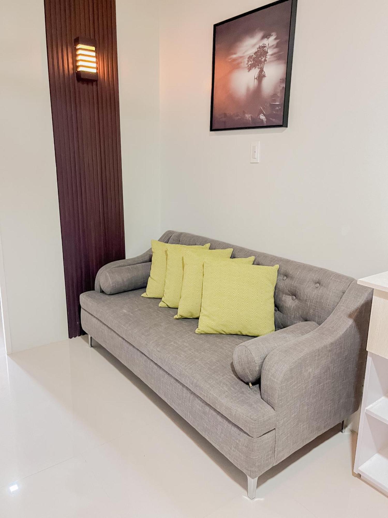 2 Bedroom And Studio Apartments With Private Pool And Gym In Vista Manors Verdant Puerto Princesa Exteriér fotografie