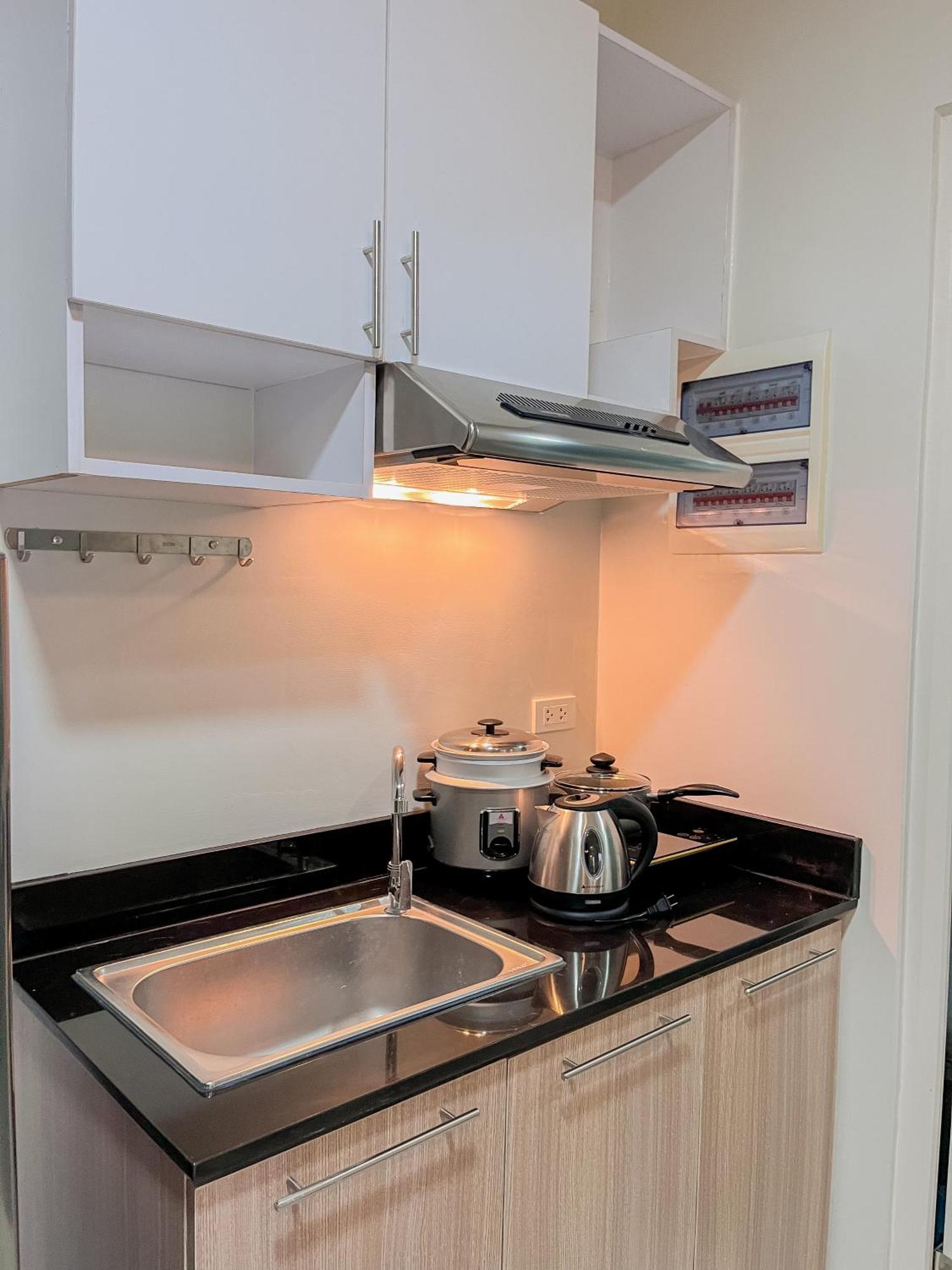 2 Bedroom And Studio Apartments With Private Pool And Gym In Vista Manors Verdant Puerto Princesa Exteriér fotografie