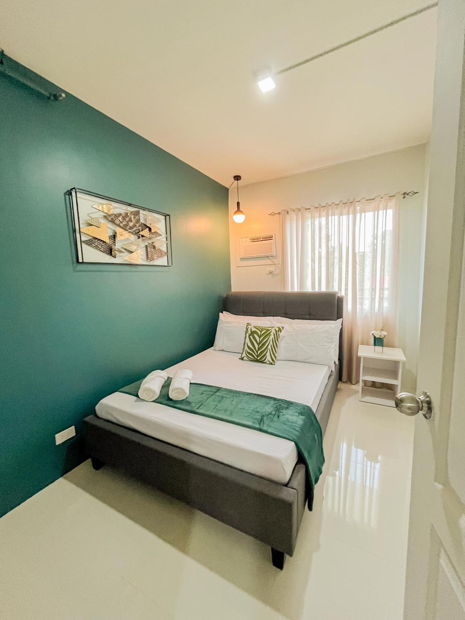 2 Bedroom And Studio Apartments With Private Pool And Gym In Vista Manors Verdant Puerto Princesa Exteriér fotografie